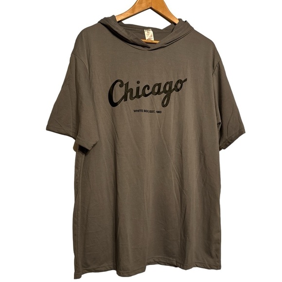 Chicago White Sox short sleeve shirt hoodie xl NEW no tags never worn - Picture 1 of 2